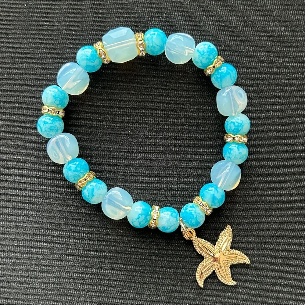Set of 3 Turquoise Glass Bead Bracelets Gold Starfish Charm Stretch Stack